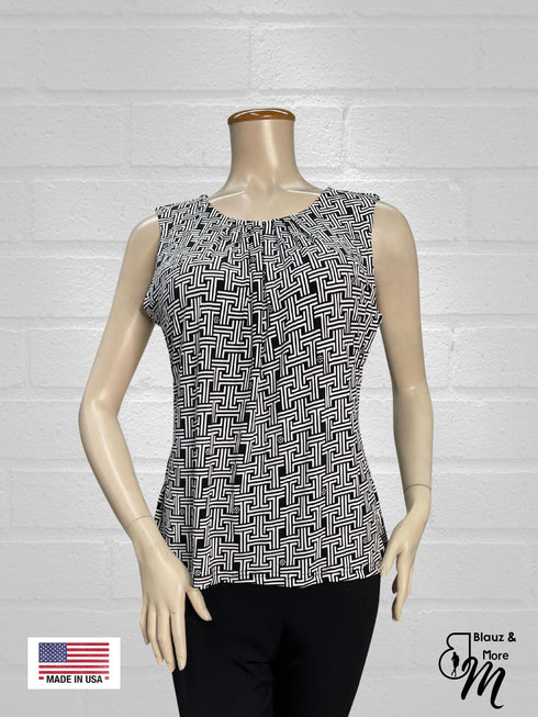 Elegant Pleated Scoop Neck Sleeveless Top - T624