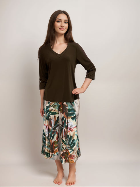 V-Neck 3/4 Sleeve Top - T703